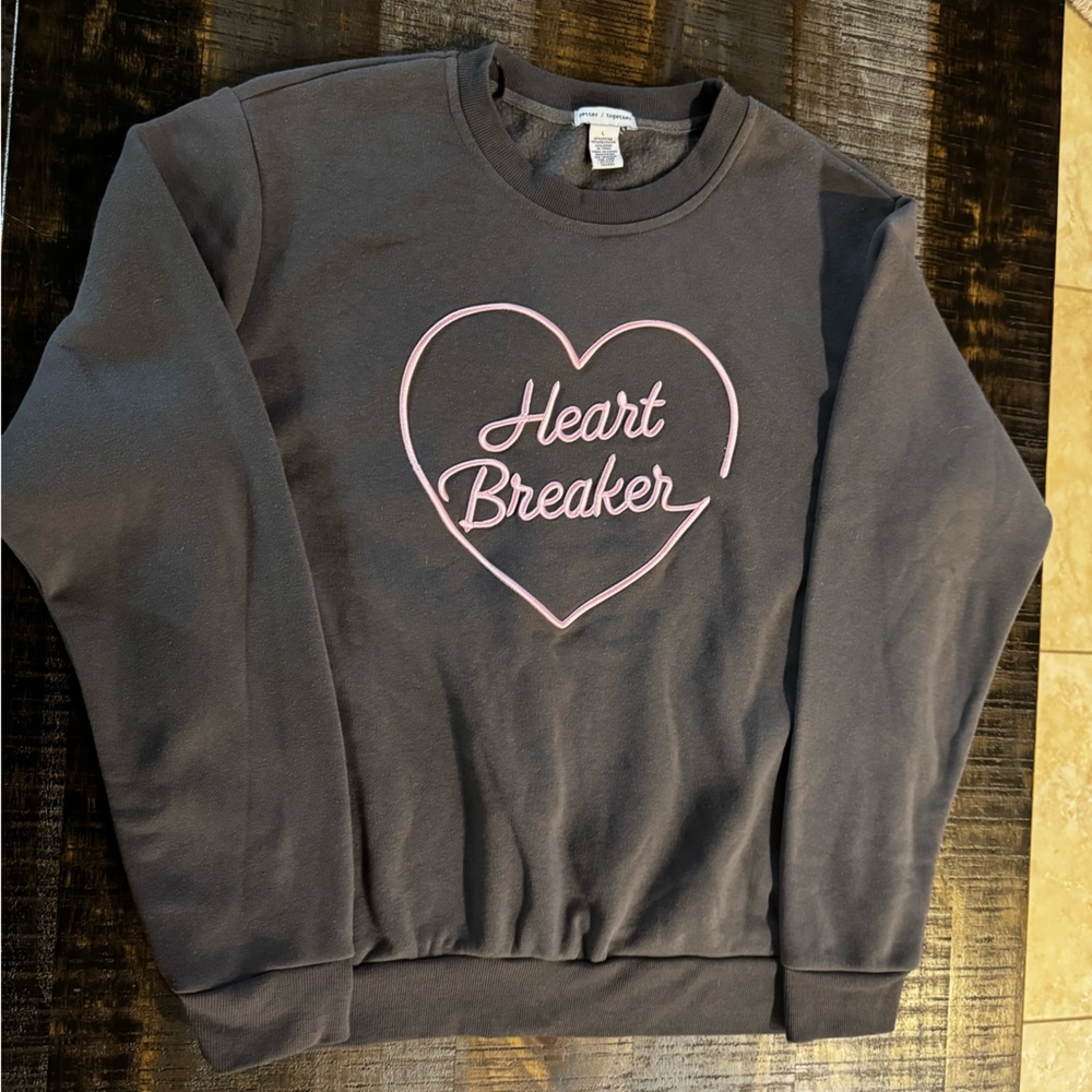 Heartbreaker Sweatshirt Gray Crew Neck Sweatshirt Better Together Brand Large